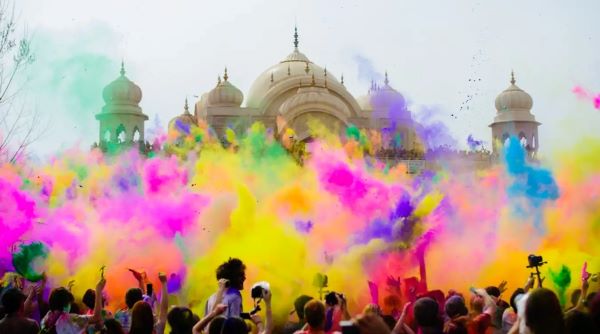 Lễ hội màu sắc Holi
