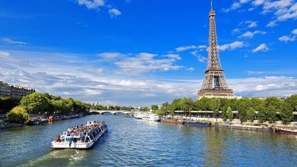 Thời gian xét duyệt visa du lịch Pháp là bao lâu