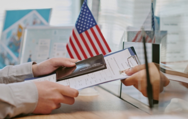 Rớt visa Mỹ bao lâu xin lại được?